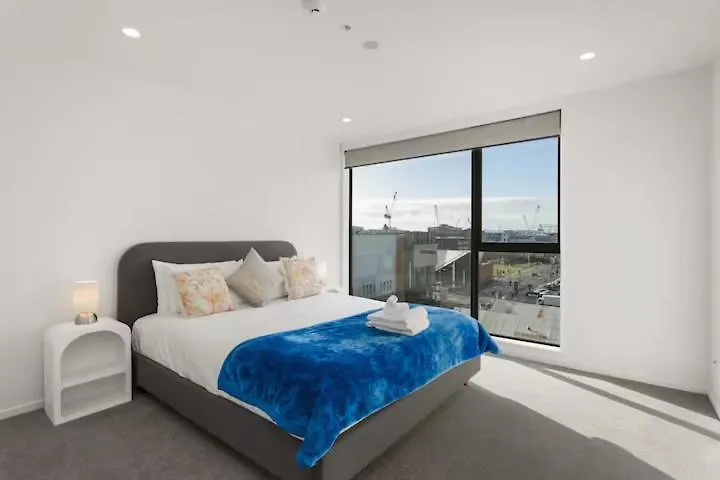 Warm Inner City Apartment With A View Christchurch